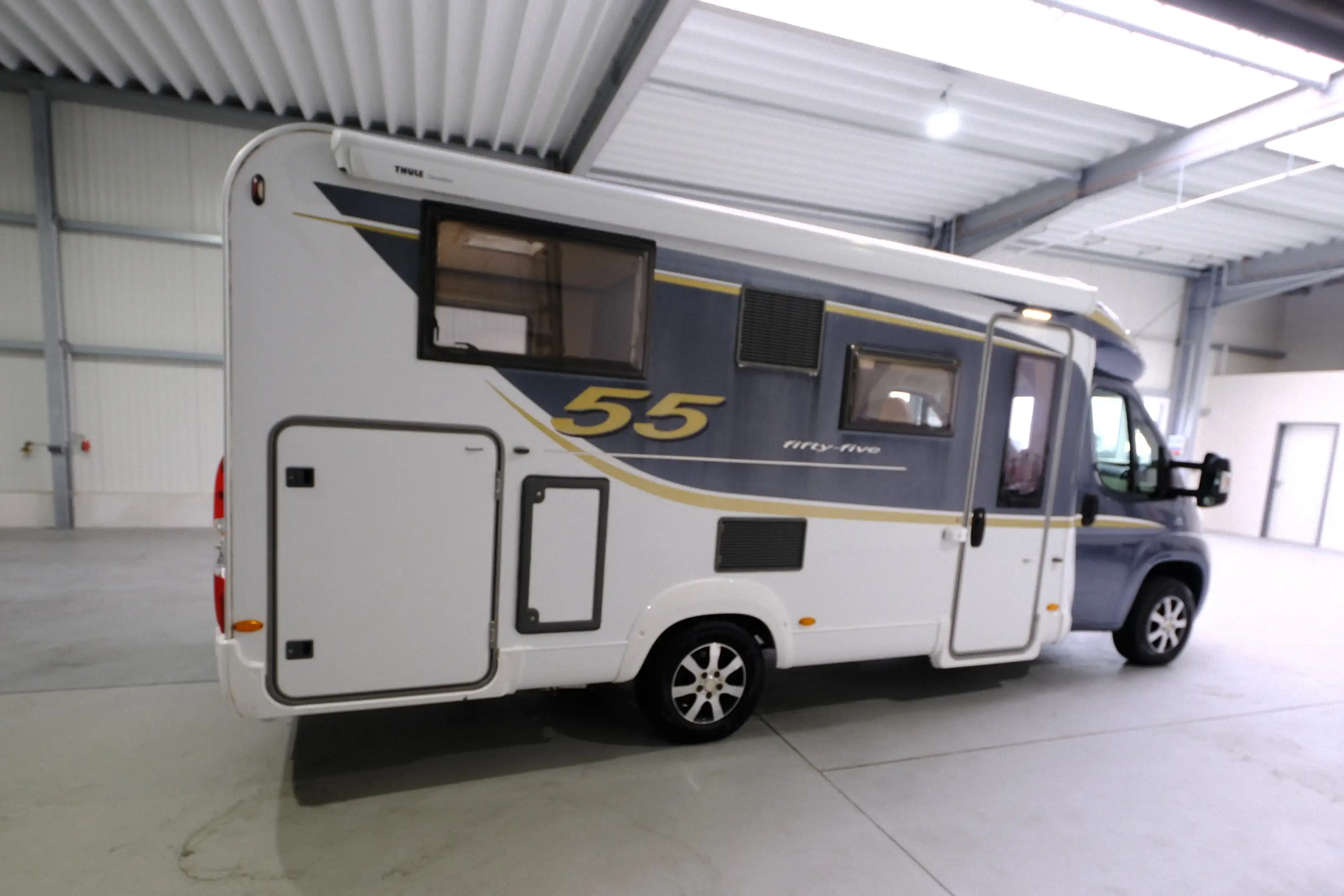 BUERSTNER Nexxo T 690 G Fifty-Five